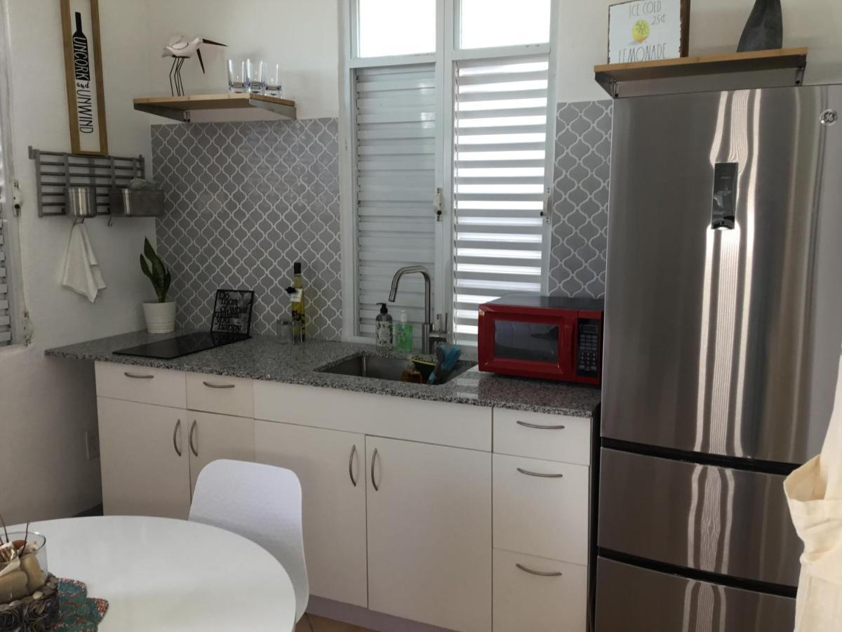 One Bedroom Apt 30 Steps From Prime Beach Generator Parking Included San Juan Buitenkant foto